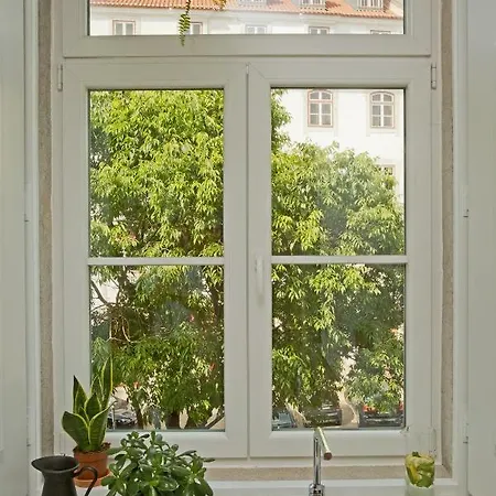 Update Urban Chic Flat In 19th Century Building 2 Bedrooms & 2 Bathrooms & Ac Alfama District 아파트