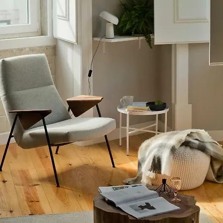 Update Urban Chic Flat In 19th Century Building 2 Bedrooms & 2 Bathrooms & Ac Alfama District 아파트 리스본