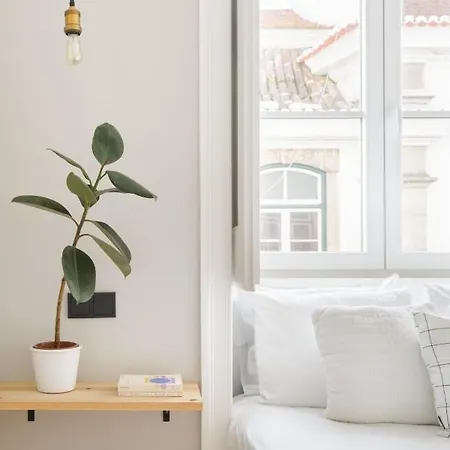 Update Urban Chic Flat In 19th Century Building 2 Bedrooms & 2 Bathrooms & Ac Alfama District Appartamento